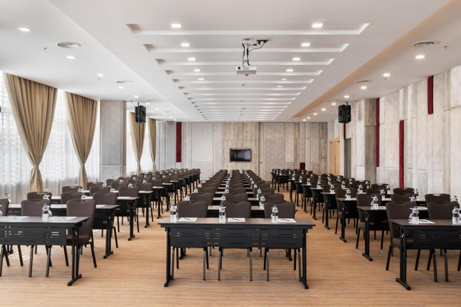 Zenith Suites Cameron تاناه راتا المظهر الخارجي الصورة